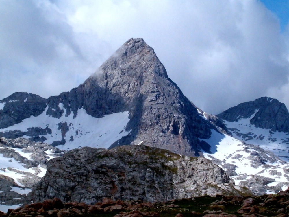 Blick zur Schnfeldspitze